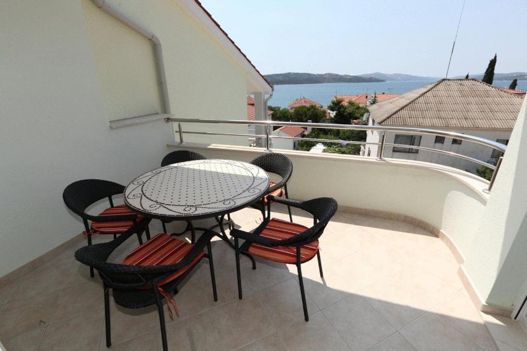 Apartments Paradise Trogir Exterior foto