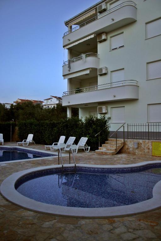 Apartments Paradise Trogir Exterior foto