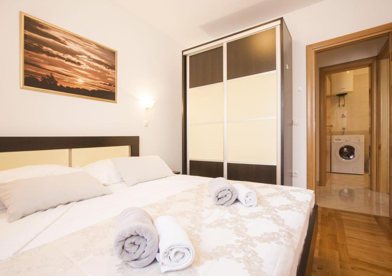Apartments Paradise Trogir Exterior foto